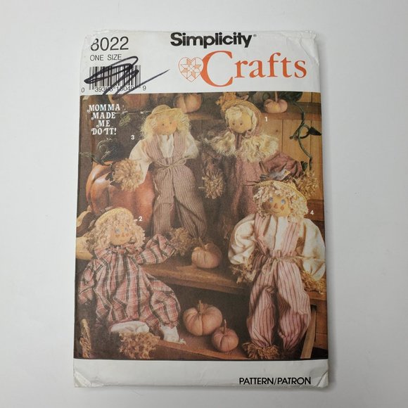 Simplicity Crafts 8022 Scarecrow and Clothes Sewing Pattern - Picture 1 of 6